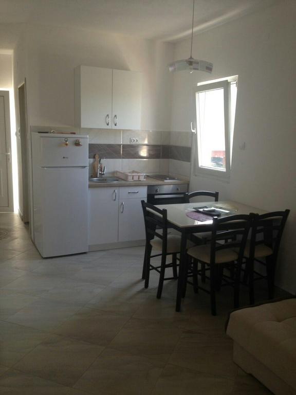 Apartmani Roganovic Luštica Luaran gambar