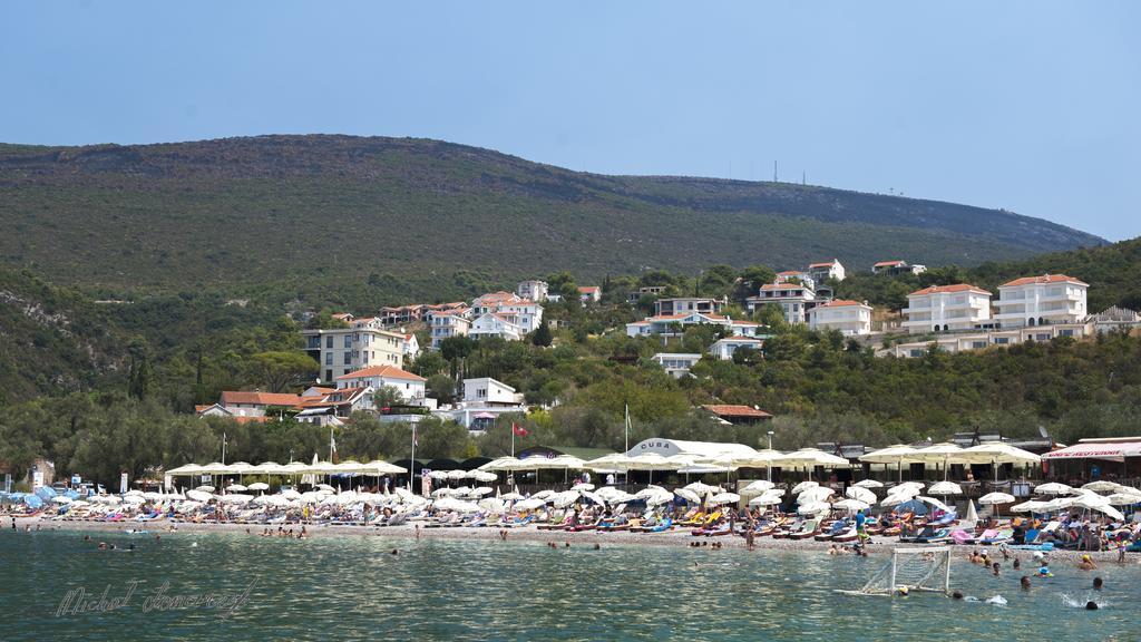 Apartmani Roganovic Luštica Luaran gambar